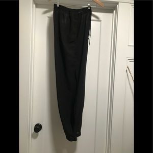 Boohoo black drawstring open sides trouser. Med